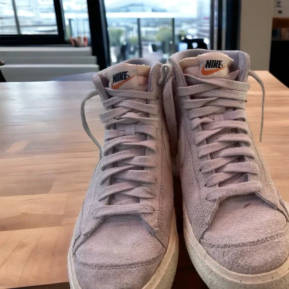 NIKE Mid Blazer 77 “PREMIUM” HighTop Shoes - Picture 2 of 4